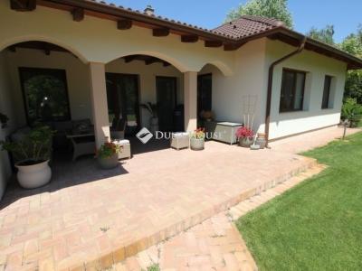 Eladó családi ház Kecskemét