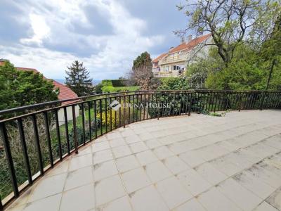 Eladó családi ház Pécs