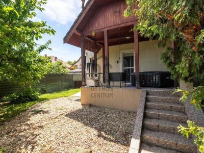 Eladó családi ház Budapest