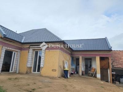 Eladó családi ház Tápiószecső