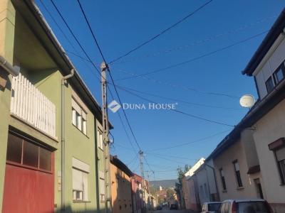 Eladó családi ház Pécs