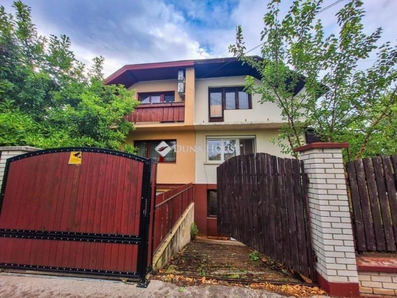 Eladó családi ház Budapest