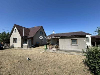 Eladó családi ház Inárcs