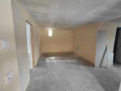 Eladó családi ház Hatvan