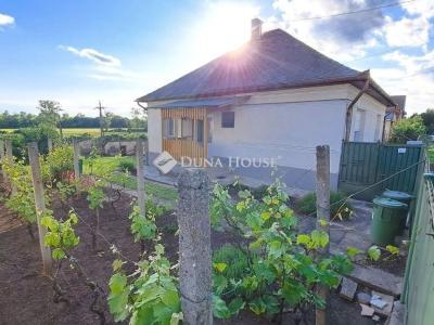 Eladó családi ház Zsámbok