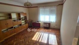 Eladó családi ház Szolnok