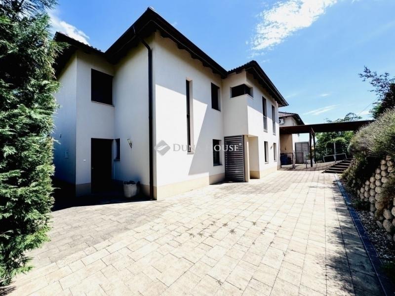 Eladó családi ház Pécs