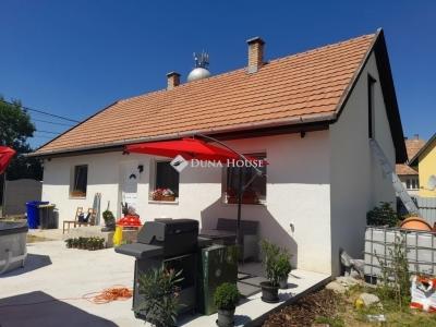 Eladó családi ház Tápióság