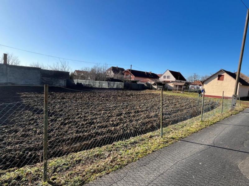 Eladó lakóövezeti telek Zalaegerszeg