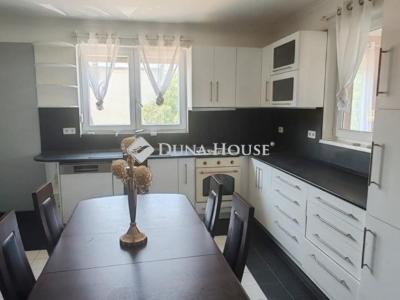 Eladó családi ház Budapest