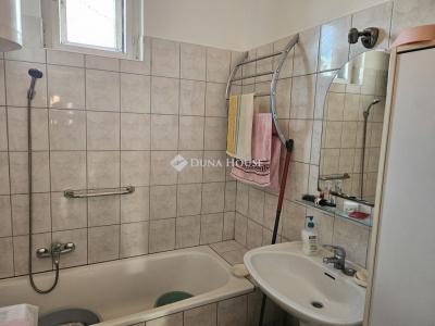 Eladó lakás Vecsés