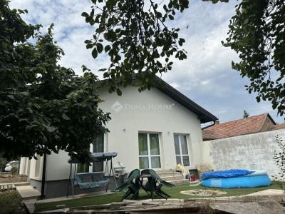 Eladó családi ház Martonvásár