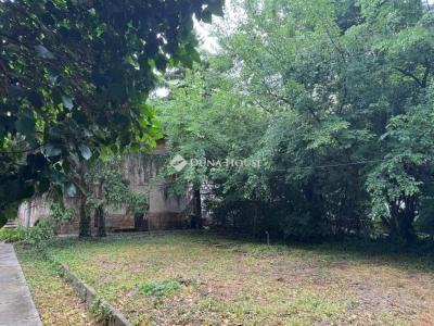 Eladó lakóövezeti telek Budapest