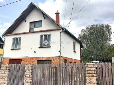 Eladó családi ház Esztergom