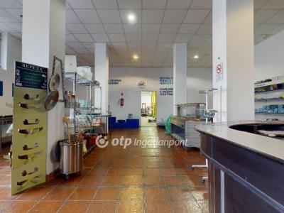 Eladó utcai bejáratú üzlethelység Miskolc