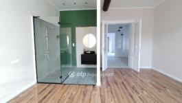 Eladó családi ház Véménd