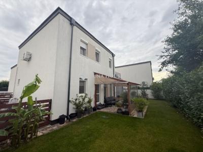 Eladó családi ház Vecsés