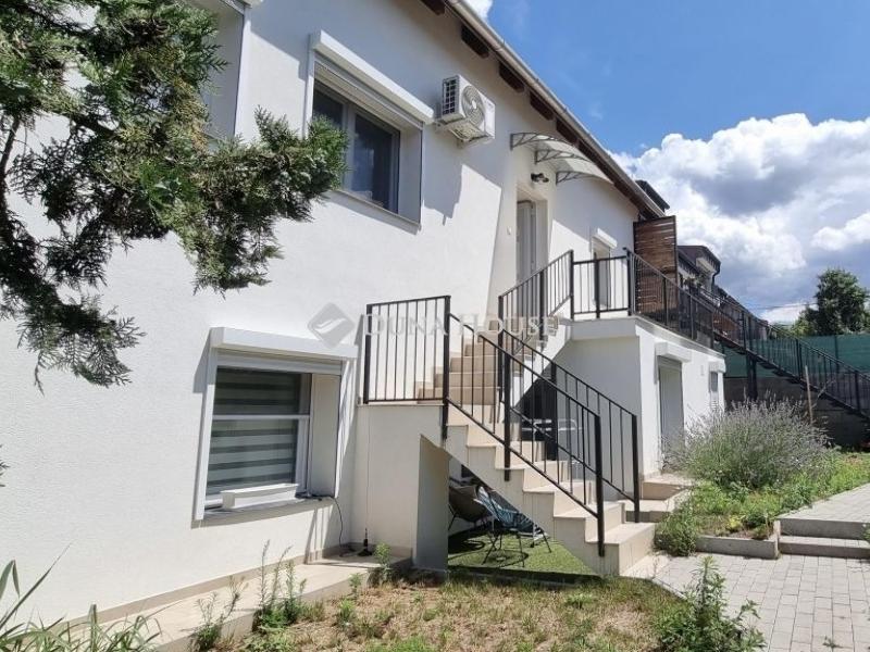 Eladó lakás Budakeszi