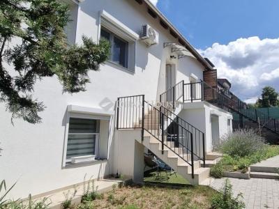 Eladó lakás Budakeszi