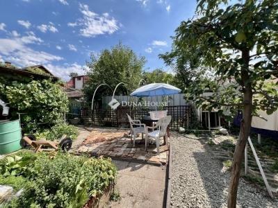 Eladó családi ház Budapest