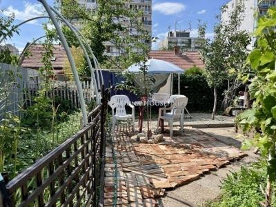 Eladó családi ház Budapest