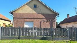 Eladó családi ház Egyek