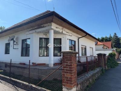 Eladó családi ház Pécs