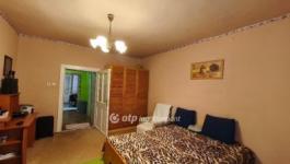 Eladó családi ház Csongrád