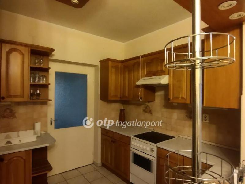 Eladó családi ház Szentes