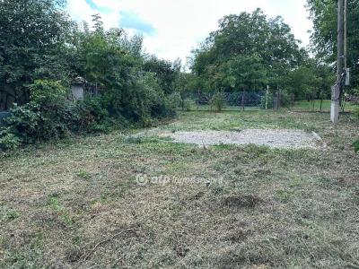 Eladó lakóövezeti telek Rácalmás