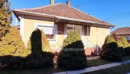 Eladó családi ház Polgár