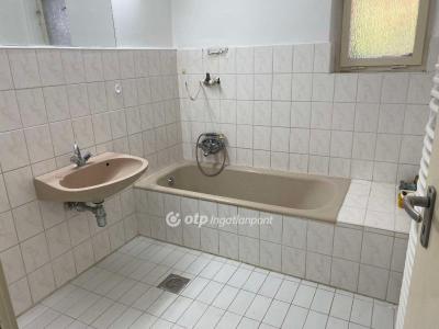 Eladó családi ház Kerepes