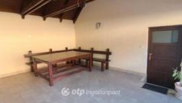 Eladó családi ház Solymár