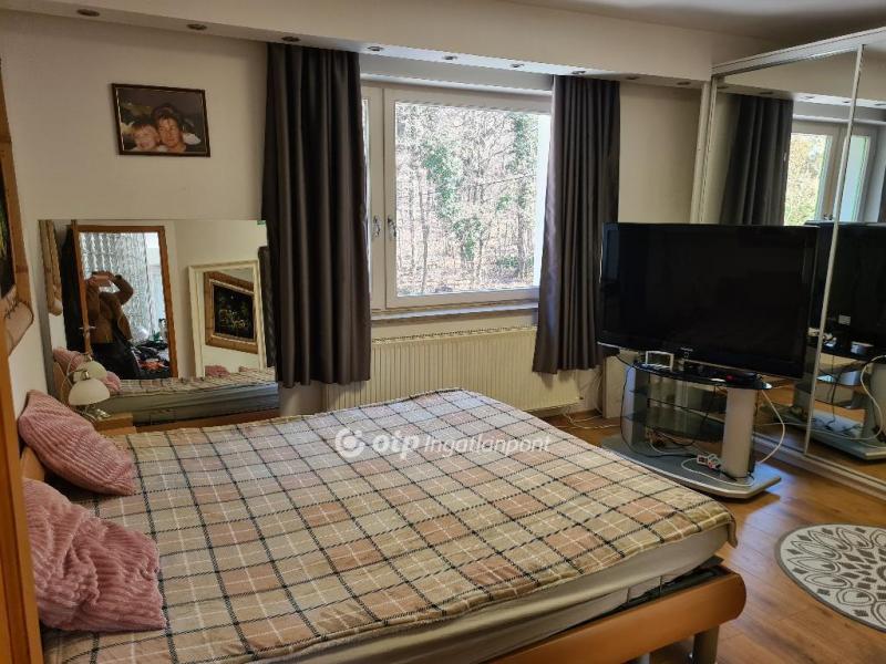 Eladó családi ház Budapest