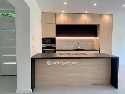 Eladó ikerház Törökbálint