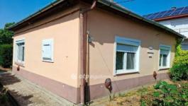 Eladó családi ház Békéscsaba