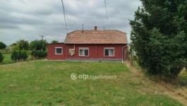 Eladó lakás Nagyharsány