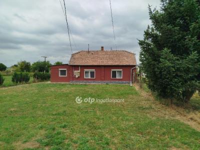 Eladó lakás Nagyharsány