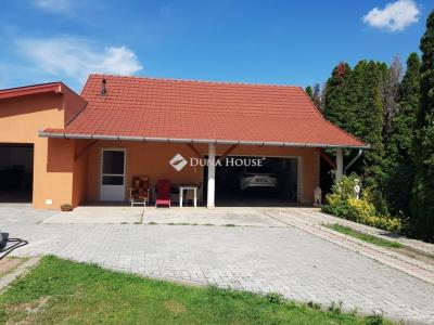 Eladó családi ház Maglód