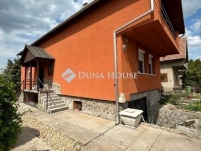 Eladó családi ház Vecsés