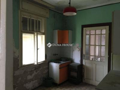 Eladó családi ház Budapest