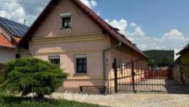 Eladó családi ház Cserkút