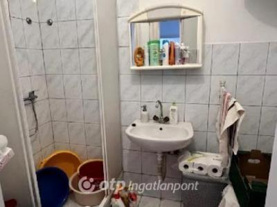 Eladó lakás Pápa