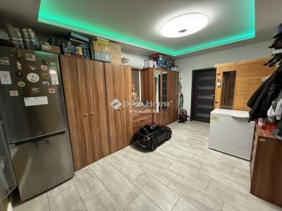 Eladó családi ház Érd