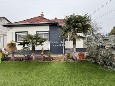 Eladó családi ház Érd