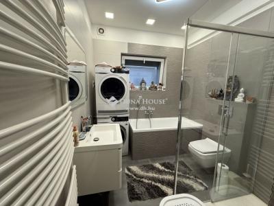 Eladó családi ház Érd