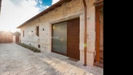 Eladó családi ház Taksony