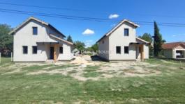 Eladó nyaraló Balatonkeresztúr