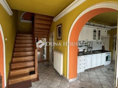 Eladó családi ház Albertirsa