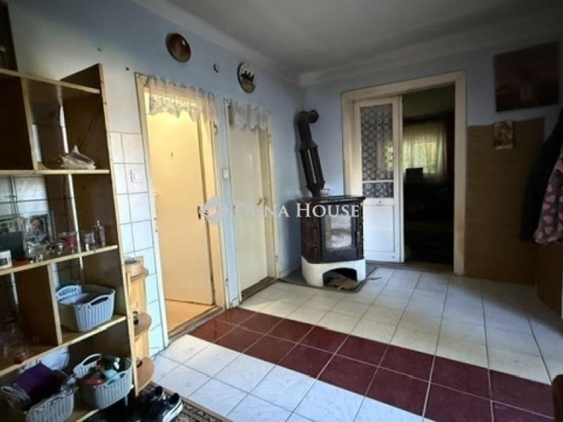 Eladó családi ház Vecsés